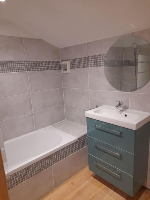 Maison entière de 55m², en pleine campagne photo 3