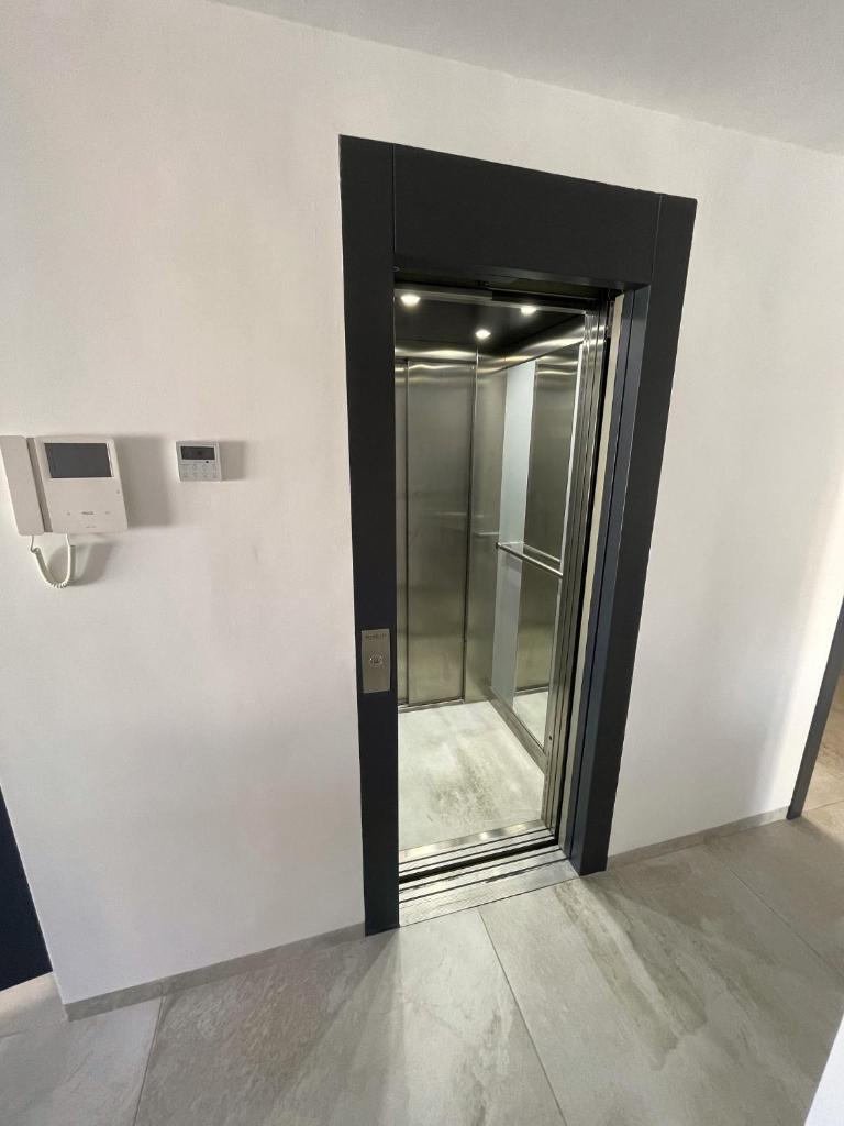 Casa Colina - privezwembad & lift photo 4