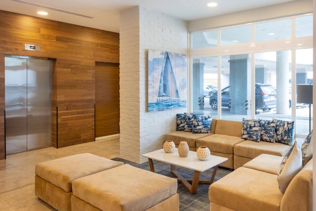 Fairfield by Marriott Los Cabos photo 2