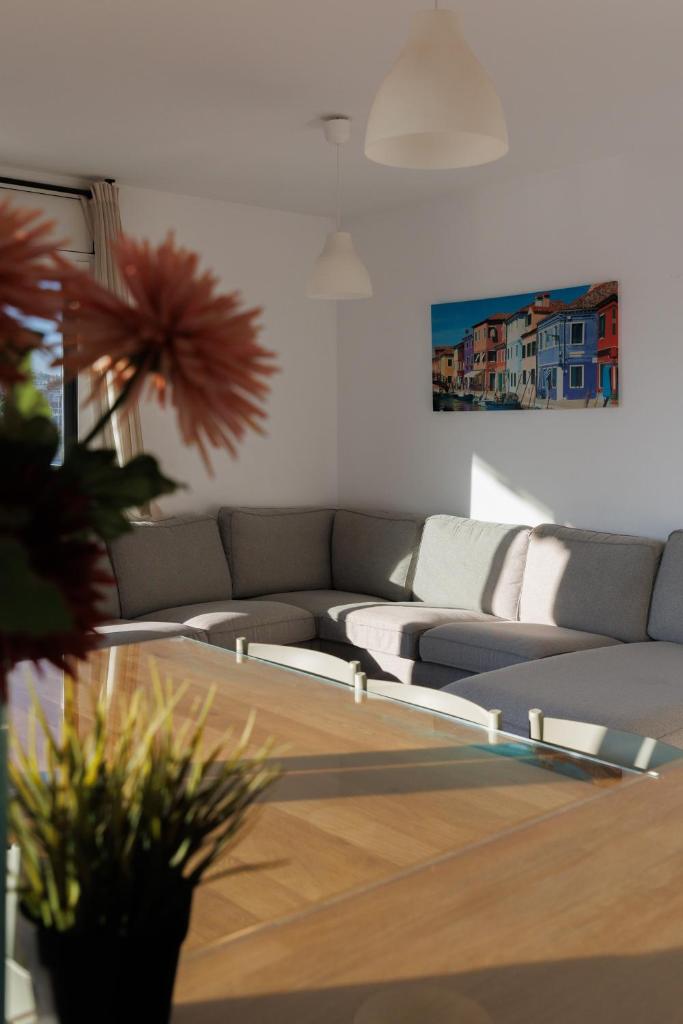 Gran Apartmento Playa Badalona photo 4