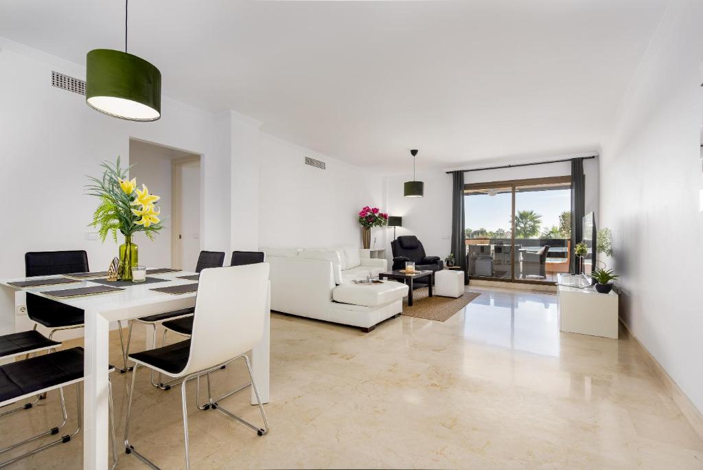 Casares Costa Gem: 2BR with Pool photo 1