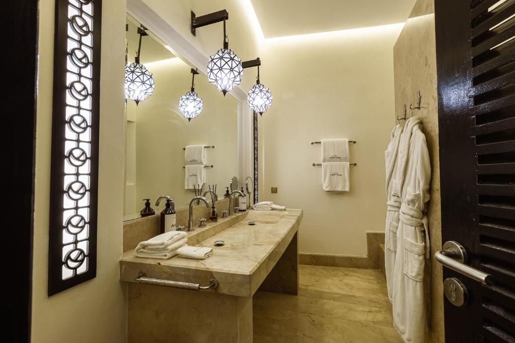 Palais Anthea Boutique Hotel & Spa - Tap to explore photos
