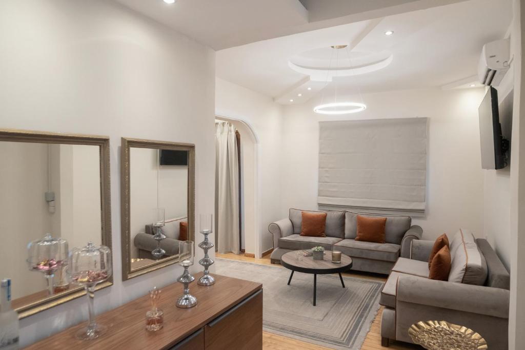 Aegli Suites photo 2