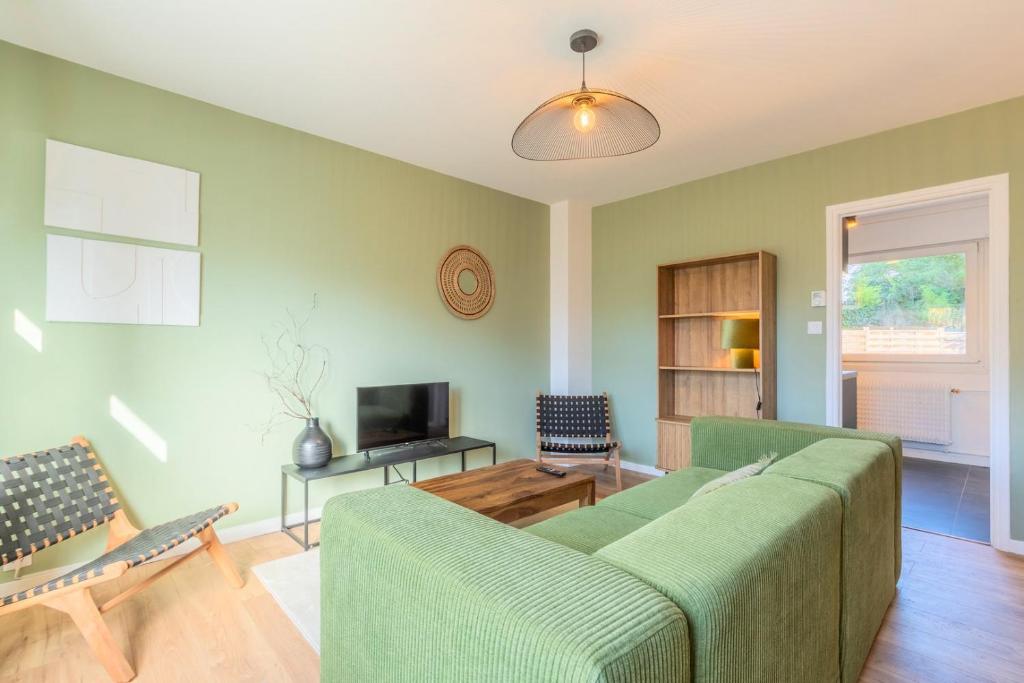 3 bedroom house with garden near Lille + garage photo 4