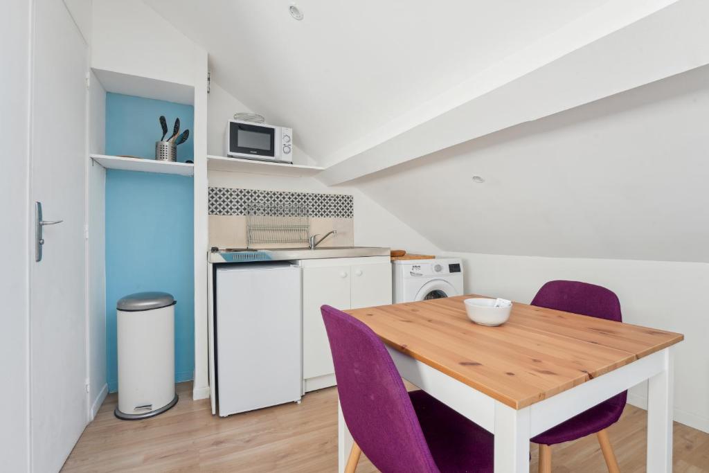 Appartement budget avec parking au centre-ville photo 2