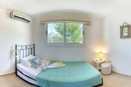 Joya Cyprus Seashore Garden Apartment photo 4