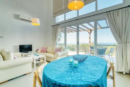 Joya Cyprus Sea Sunset View Garden Apartment photo 2