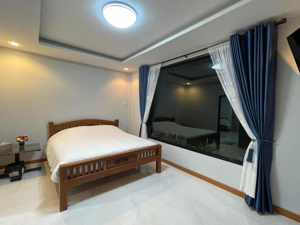 บ้านระเบียงเลหลังสวน 1 ห้องริมทะเล photo 4