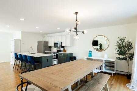 Cape Escape - Willowbend & Bay Side Retreat! photo 2