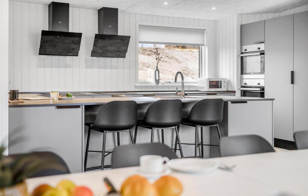 Stunning Home In Lgstrup With Kitchen photo 3