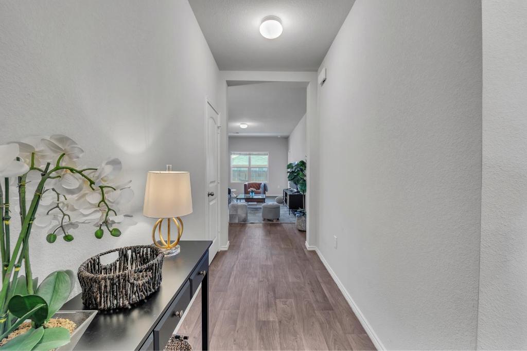 @ Marbella Lane - Polished 3BR Home in Austin TX - Tap to explore photos