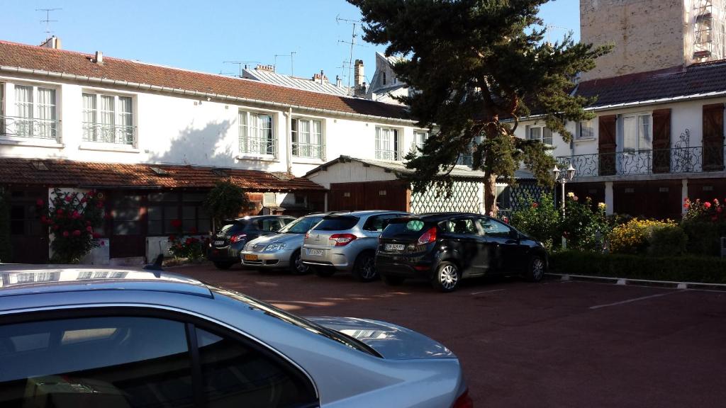 Hotel du Cheval Rouge - 정원