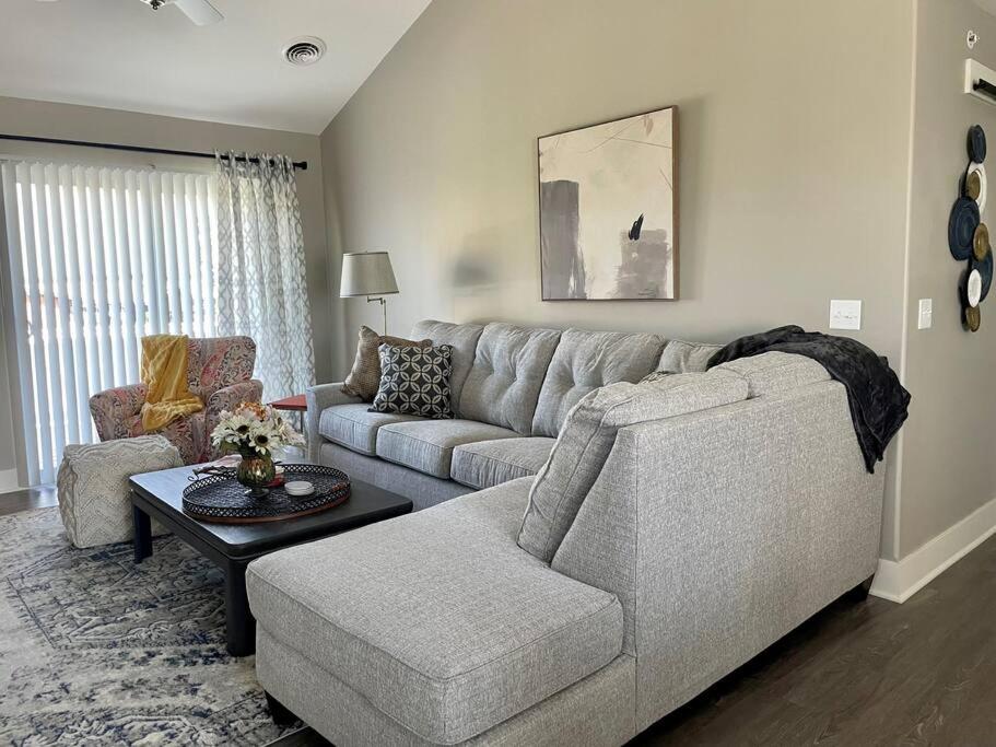 Brand New 3 Bedroom Condo in Bettendorf photo 3