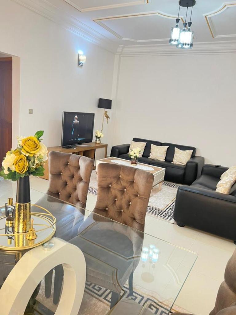 VIP Wohnung Ndogbong photo 3