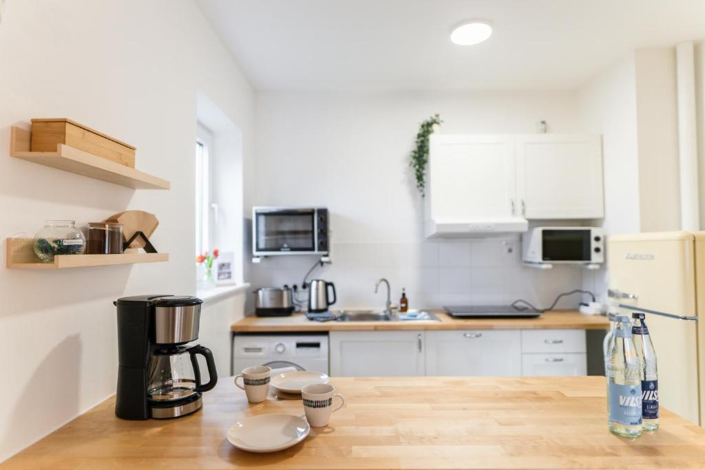 NEU - stilvoll & zentral, 2 Schlafzimmer, 6 Personen, happyhome Wolfsburg für Familien & Geschäftsreisende, Boxspringbetten, Parken photo 4