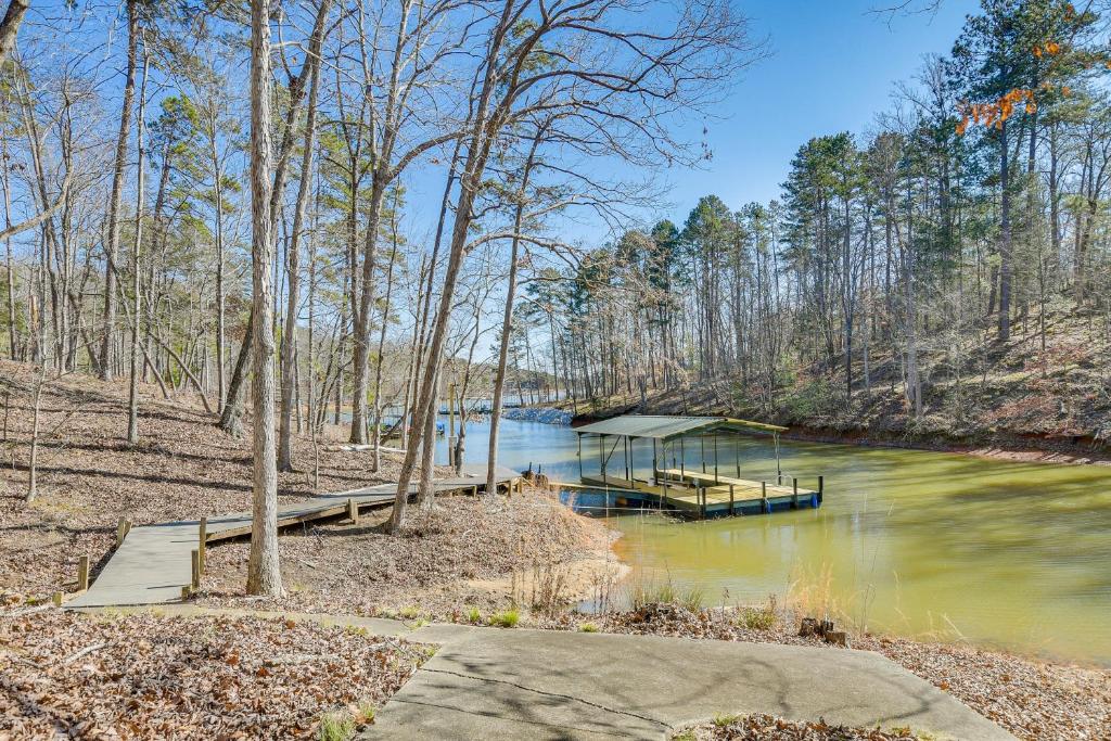 Lake Hartwell Getaway with Private Dock and Fire Pit! photo 1