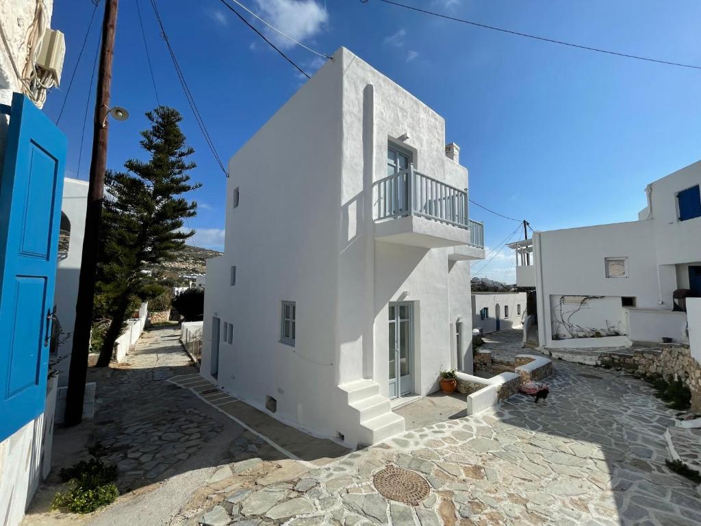 Theros Apartments Donoussa photo 1