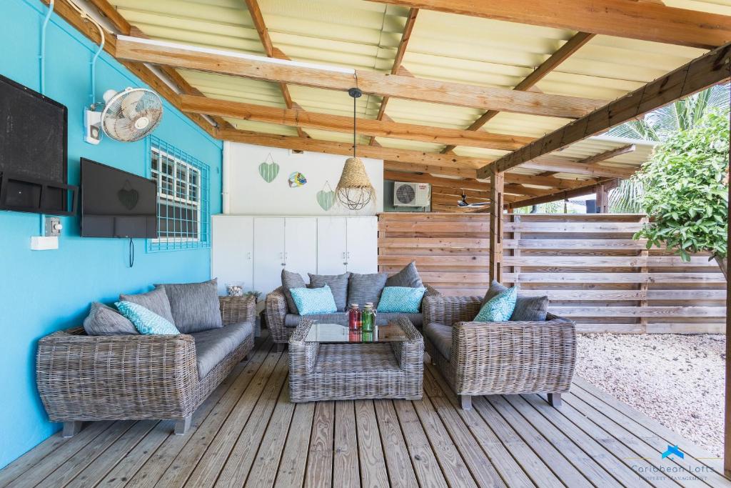 Caribbean Vibes / 2 bedroom house with big terrace photo 4