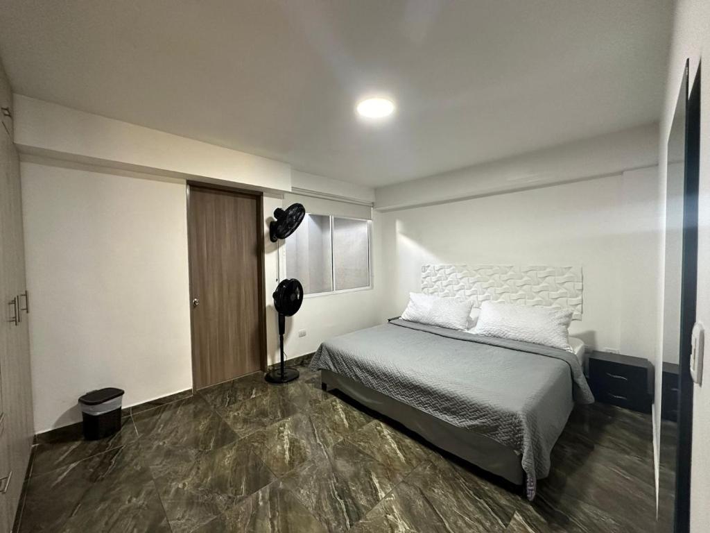 Olmo Apartahotel photo 3
