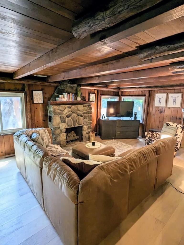 Rustic Escape in Greenwood Lake image
