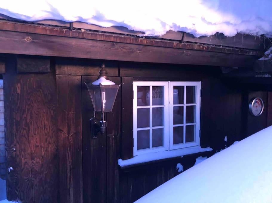 Solehøgda 71. Unik tømmerhytte som er håndlaget photo 3