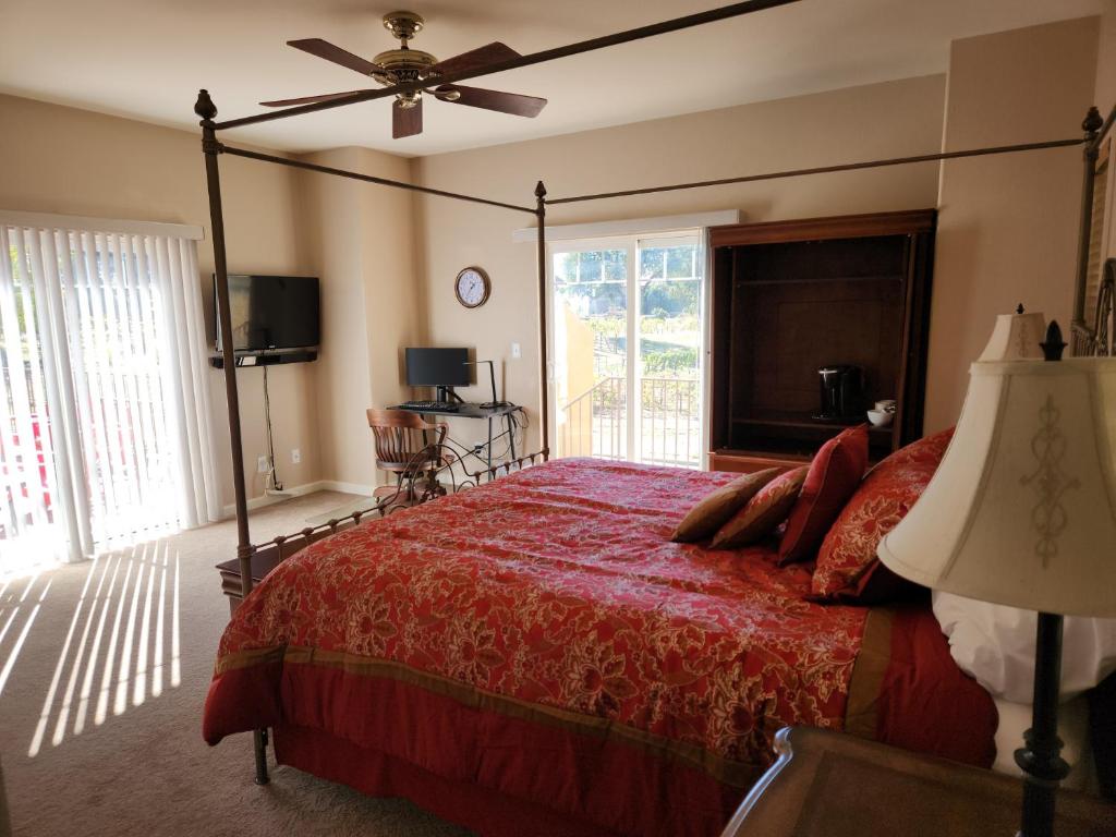 Master Suite among the Vineyards photo 1