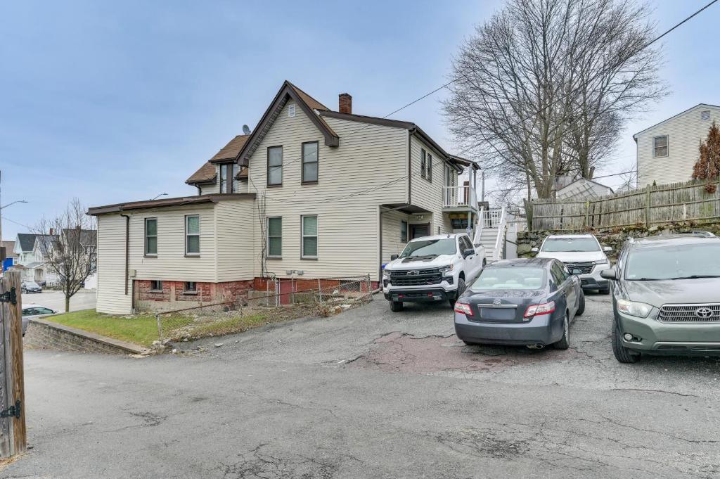 Pet-Friendly Malden Apartment 7 Mi to Boston! photo 3