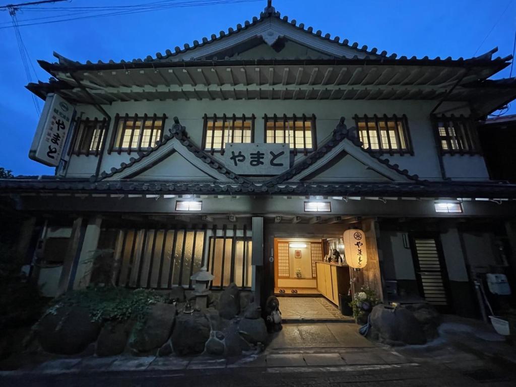 Kanko Ryokan Yamato photo 1