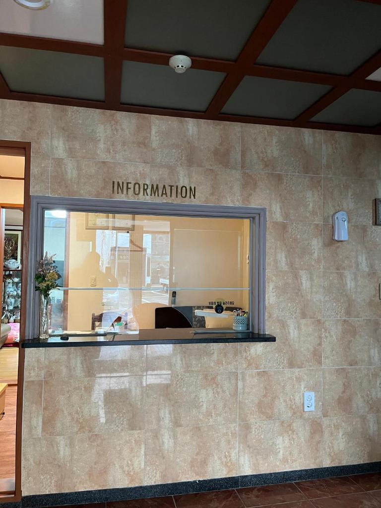 Oreum Motel photo 2