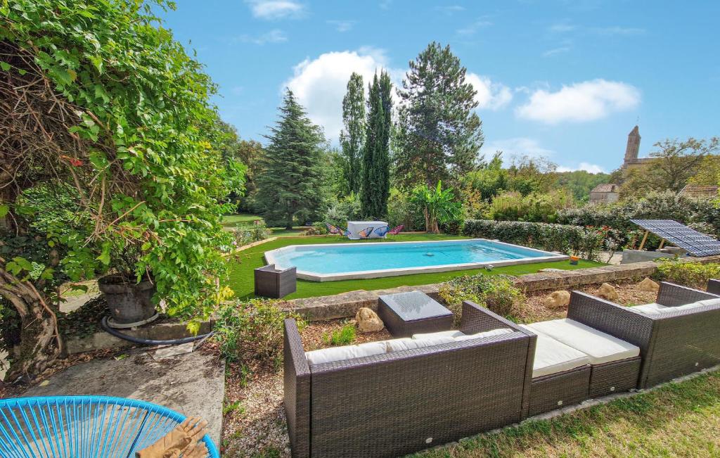 Awesome Home In Bieujac With Private Swimming Pool, Can Be Inside Or Outside