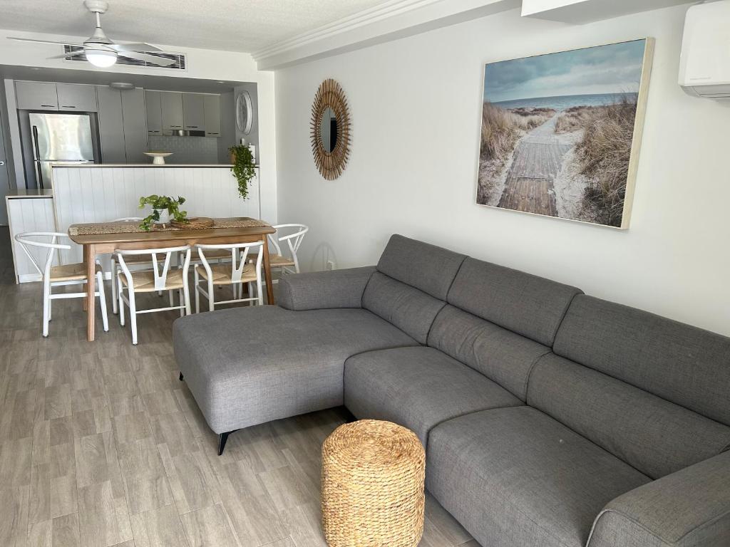 Bargara Oceanfront Luxury Grd Flr Apartment photo 4