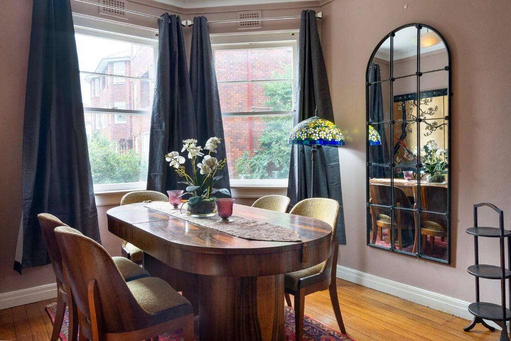 Great Gatsby Style in the Heart of Double Bay photo 4