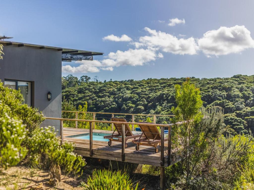 Cliffside Suites photo 2