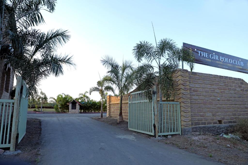 Hotel The Gir Polo Club