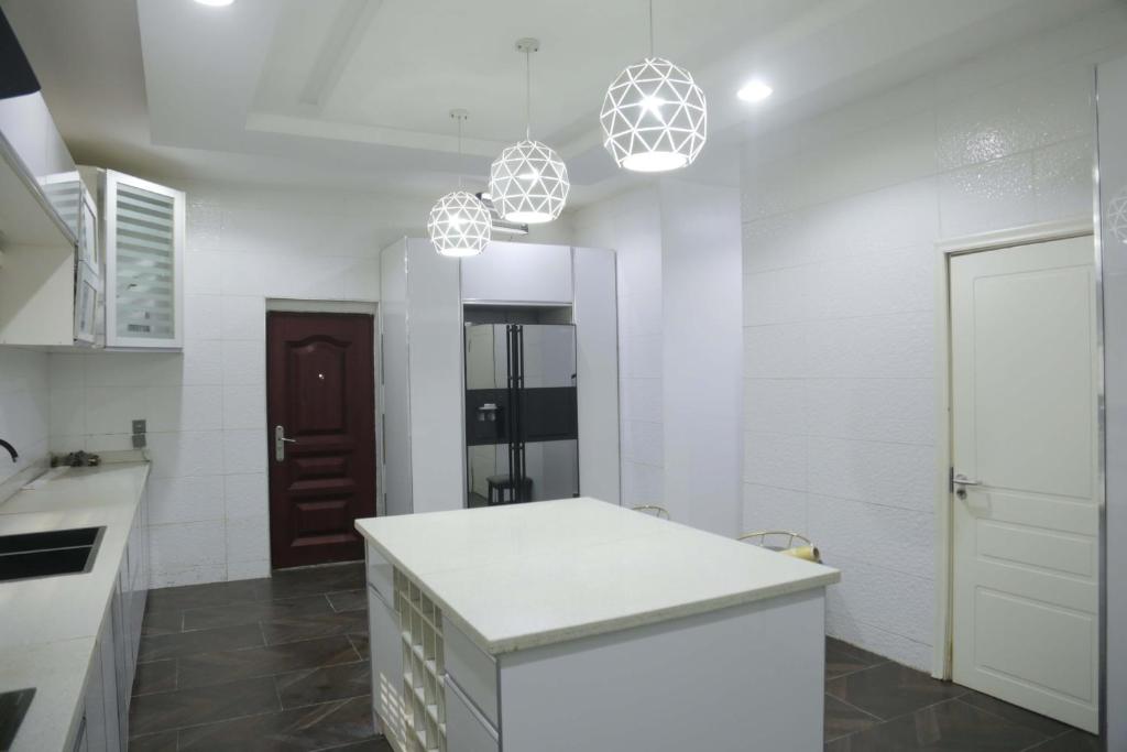 1164 Residence Apartment