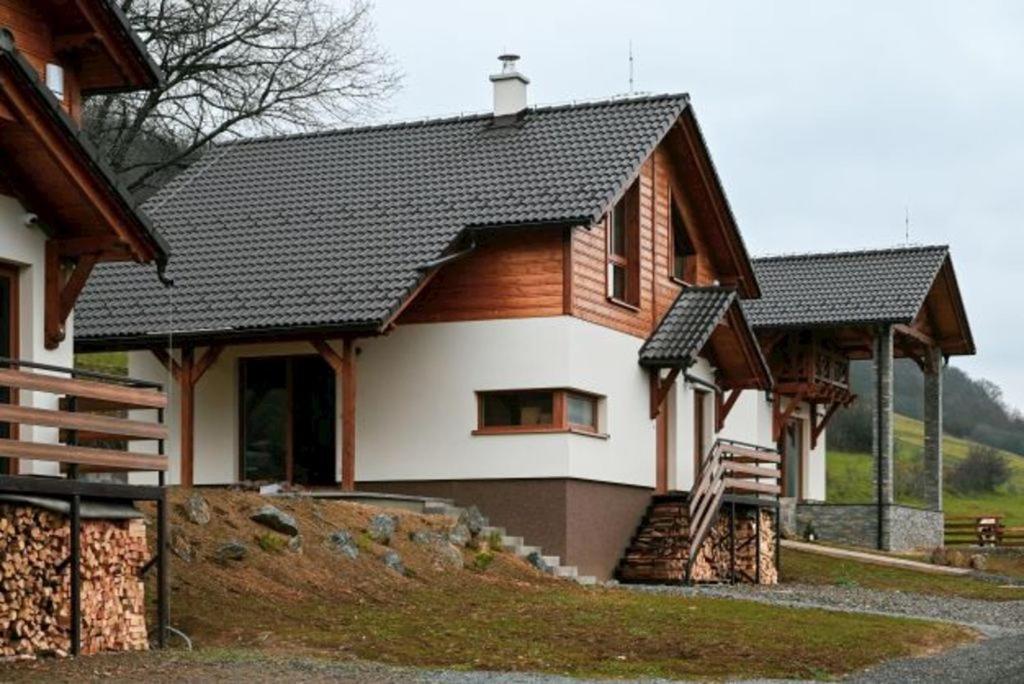 Slnečné chaty pod Ďumbierom