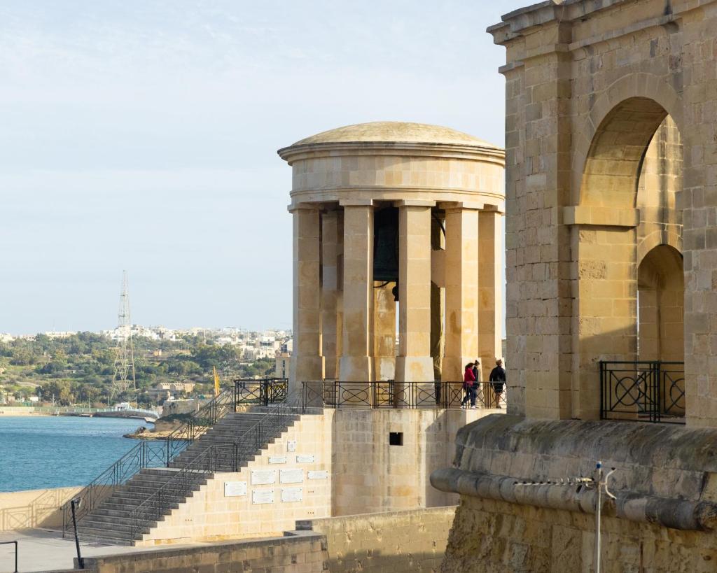 Valletta Collection - Mediterranean views - Tap to explore photos