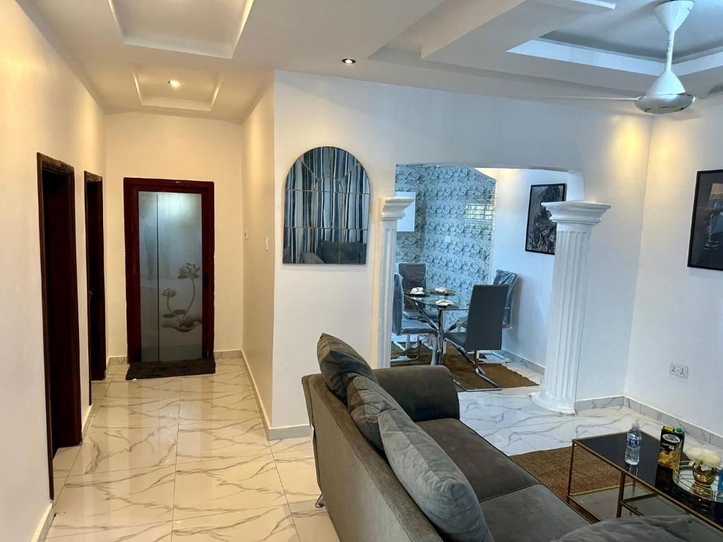 The Retreat Apartments photo 4