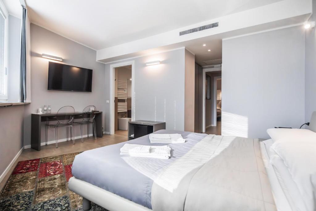Golgi Suite photo 2