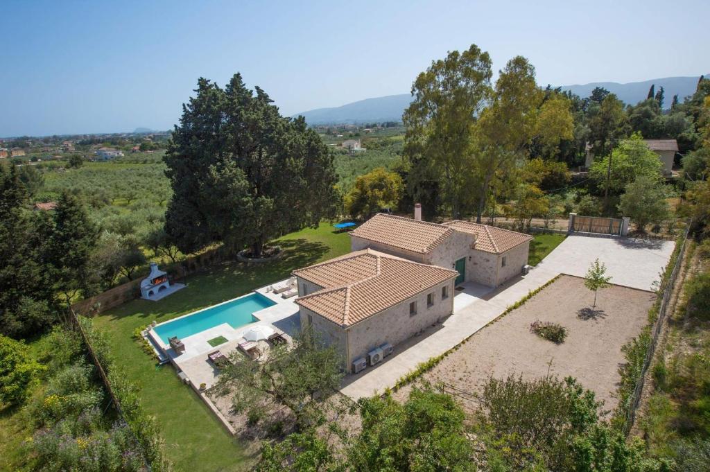 Exquisite Zakynthos Villa - 3 Bedrooms - Villa Lakudi - Private - Luxurious - Table Tennis photo 2