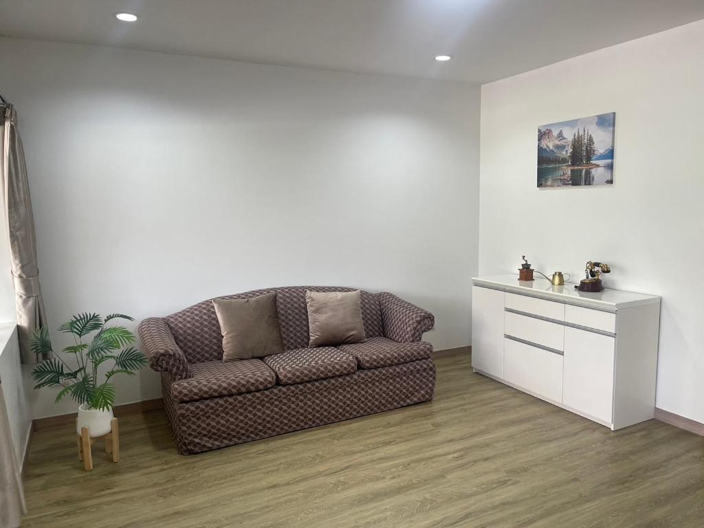 Townhome in Town photo 1