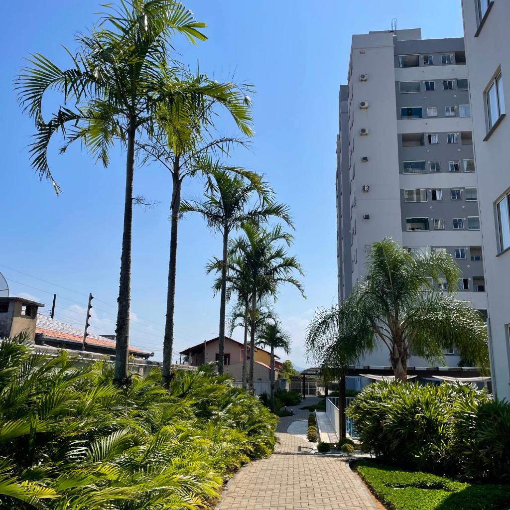 O seu apê na praia, 2 dormitórios, com piscina photo 2