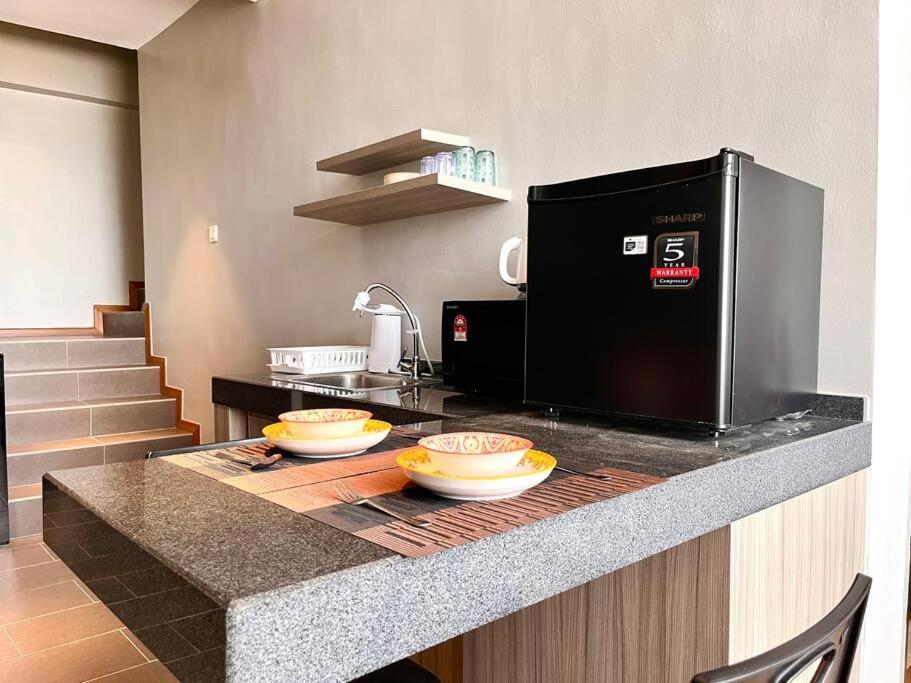 HillLand Suites photo 1