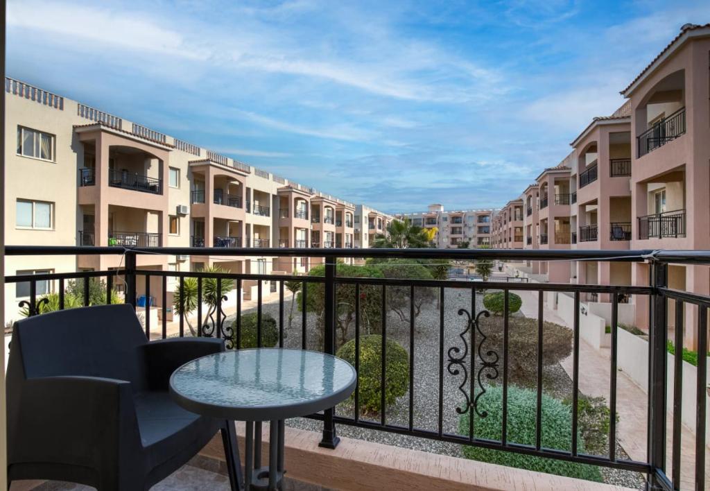 Sunny View - A Stunning Apartment With Private Rooftop photo 2
