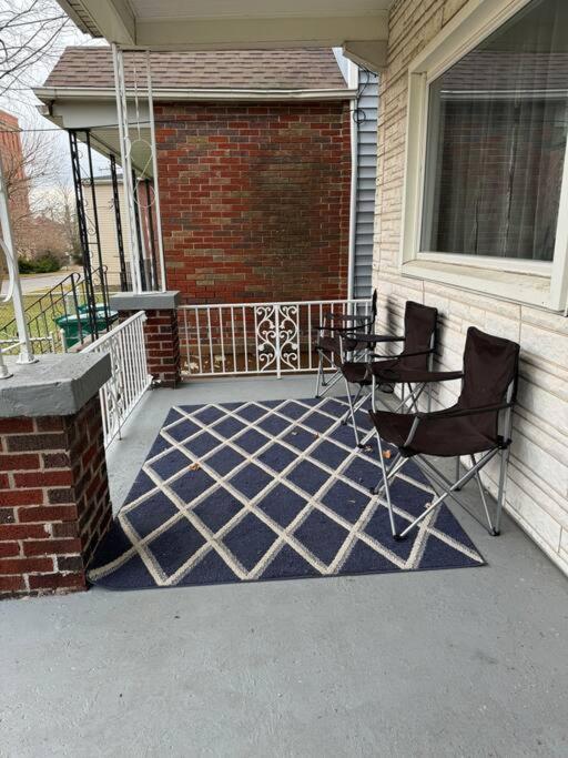 Comforting getaway-sleeps 6-walk to falls! photo 1