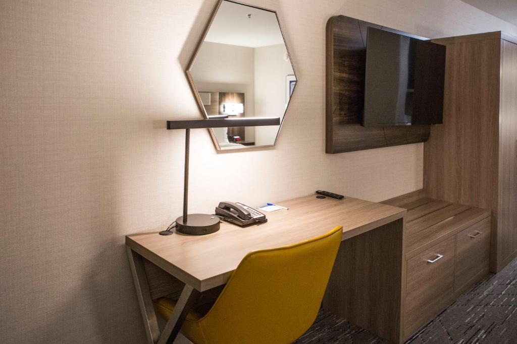 Holiday Inn Express & Suites Prince Albert - South, an IHG Hotel photo 3