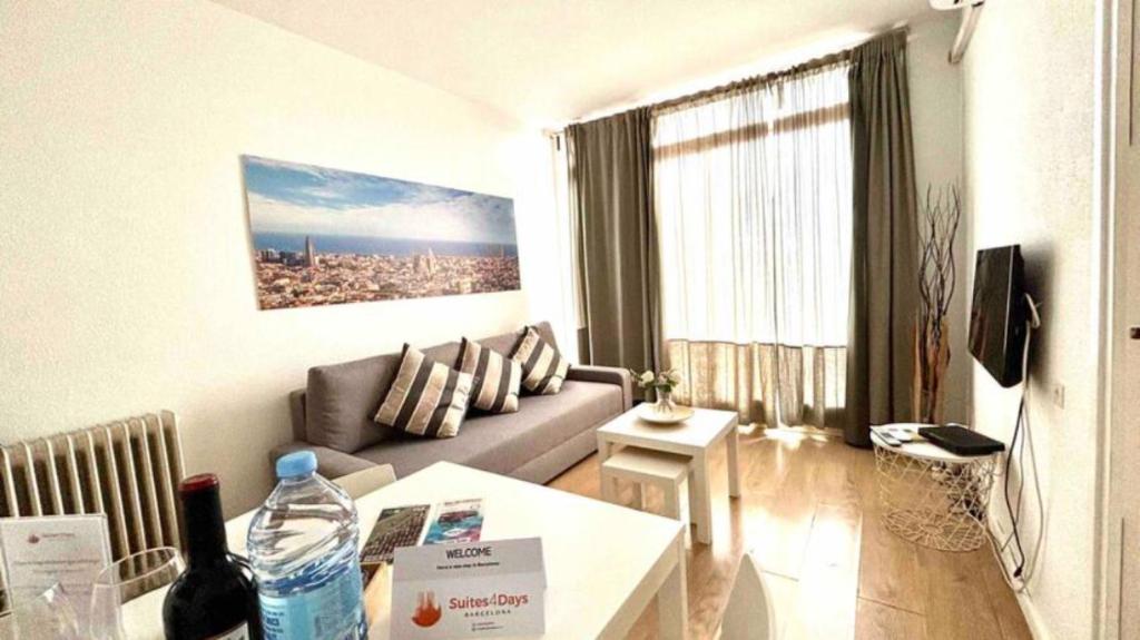SANTS STATION PENTHOUSE - Tap to explore photos