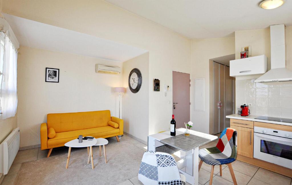 Stunning Apartment In Saleilles With House A Panoramic View photo 1