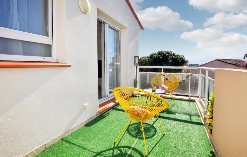 Stunning Apartment In Saleilles With House A Panoramic View photo 2