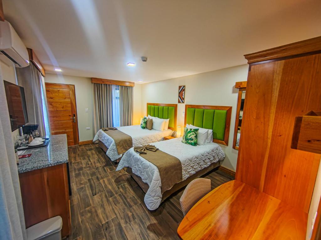 Sibu Boutique Hotel - Tap to explore photos